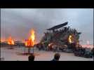 Calais: dernière déambulation du Dragon avant le spectacle pyrotechnique