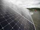 Pont sur Sambre: visite de la ferme solaire Total energies renouvelables