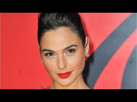 VIDEO : Gal Gadot Completed 'Wonder Woman' Reshoots While Pregnant