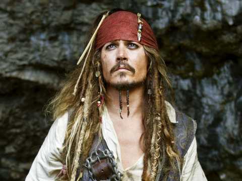VIDEO : Vido : Quand Johnny Depp surprend les fans de Pirates des Carabes  Disneyland !
