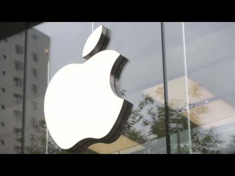 VIDEO : Apple Working On Money Transfer App