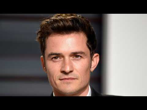 VIDEO : Orlando Bloom Fears Dog Bite To Groin