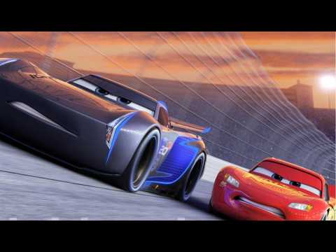 VIDEO : Cars 3 Official Trailer: Lightning McQueen Has One More Dream