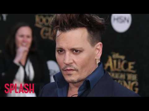 VIDEO : Johnny Depp blme ses anciens conseillers pour ses dettes