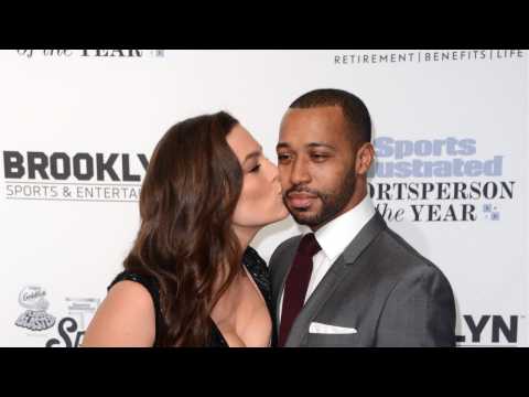 VIDEO : Ashley Graham's Family Was Not Always Accepting of Her Interracial Relationship