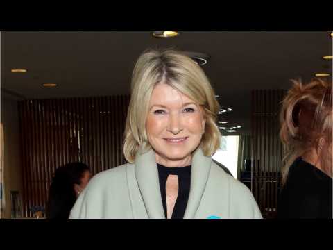 VIDEO : Martha Stewart Did What To A Picture Of Donald Trump?