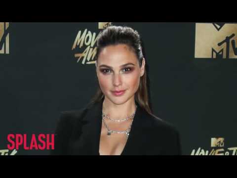 VIDEO : 'Wonder Woman' Gal Gadot Discusses Gender Issues in Hollywood