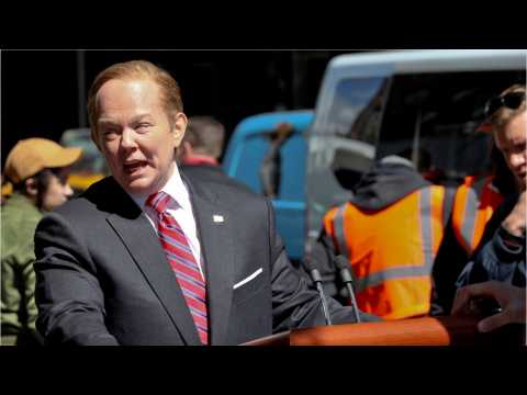 VIDEO : Melissa McCarthy Spotted As Spicer In NYC