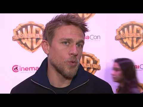 VIDEO : Does Charlie Hunnam Want To Play James Bond?