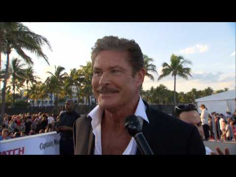 VIDEO : Amazing Miami 'Baywatch' World Premiere: David Hasselhoff