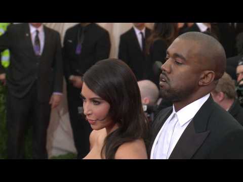VIDEO : Kim Kardashian and Kanye West head to Disneyland ahead of wedding anniversary