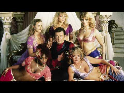 VIDEO : Roger Moore, Former James Bond Actor, Dead At 89