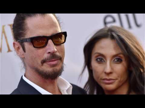 VIDEO : Chris Cornell's Family Questions Suicide