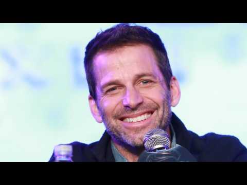 VIDEO : Zack Snyder Steps Down From Justice League Following Family Tragedy