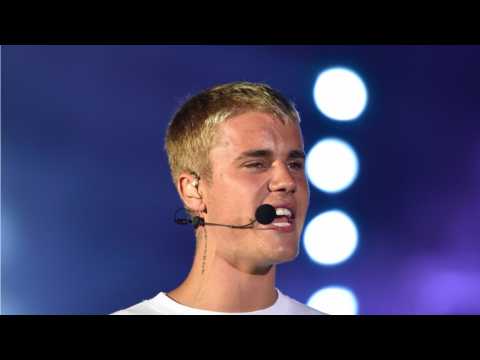 VIDEO : Justin Bieber Asked To Cancel Tour Dates