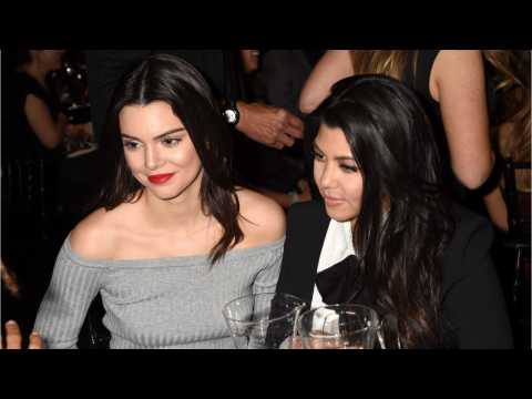 VIDEO : Kourtney Kardashian and Kendall Jenner Walk in Heels on the Beach, Lounge in Bikinis: Watch!