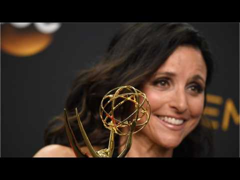 VIDEO : Julia Louis-Dreyfus Gives Candid Interview About Veep