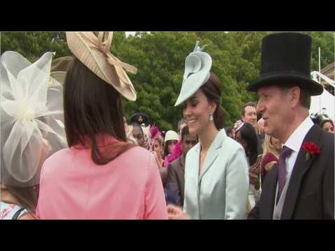 VIDEO : Look At Kate Middleton's Great Ensemble To Boating Event