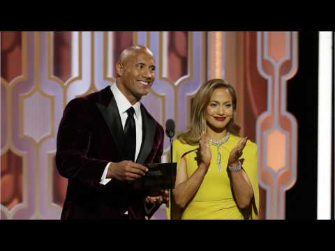 VIDEO : Jennifer Lopez And Dwayne Johnson Workout Photo