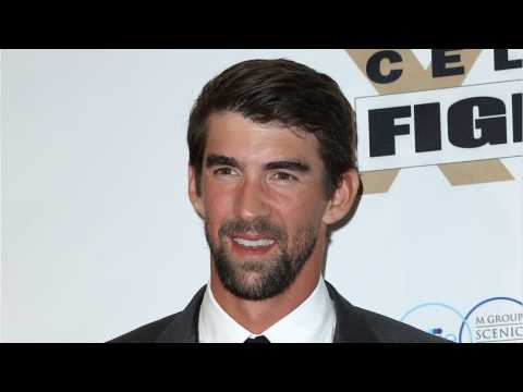 VIDEO : Michael Phelps' Shark Week Special