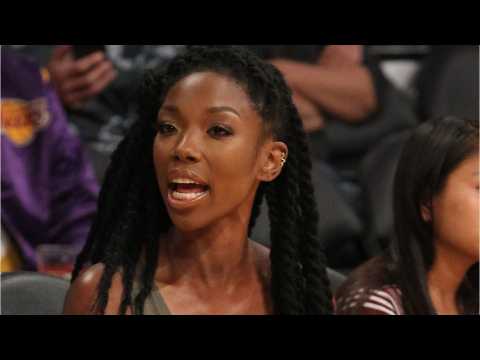 VIDEO : Brandy Hospitalized After Losing Consciousness On Flight