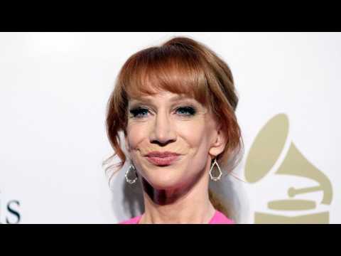VIDEO : Kathy Griffin In Tears Over Photo