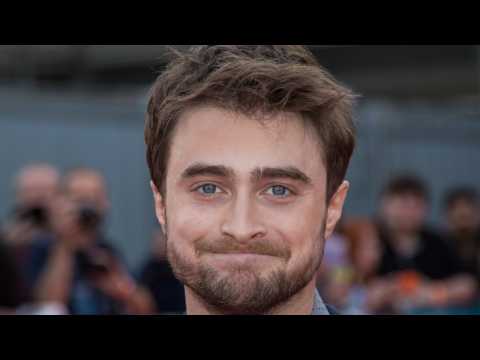 VIDEO : Daniel Radcliffe Boards South African Prison Thiller
