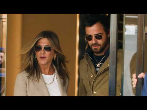 VIDEO : Jennifer Aniston Pranks Justin Theroux