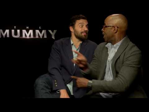 VIDEO : Jake Johnson Acted In 