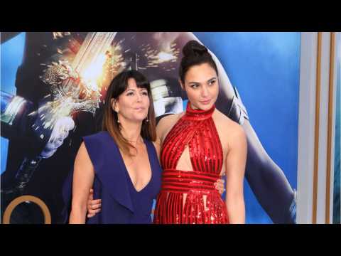 VIDEO : Patty Jenkins Not Signed On To Direct 'Wonder Woman' Sequel