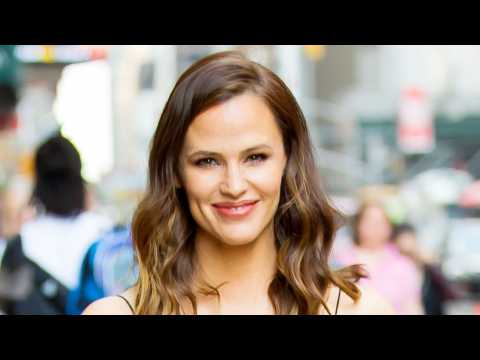 VIDEO : Jennifer Garner Slams People Magazine For Cover Story