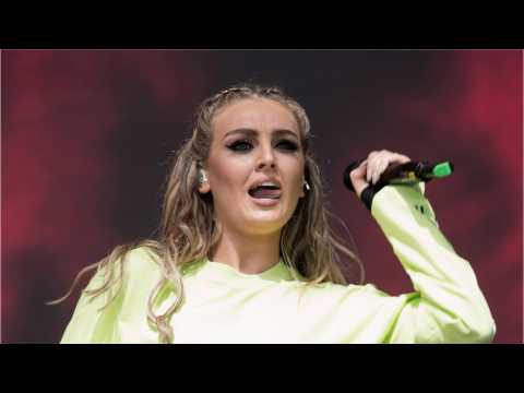 VIDEO : Little Mix?s Perrie Edwards Shows Off Surgery Scar On Instagram