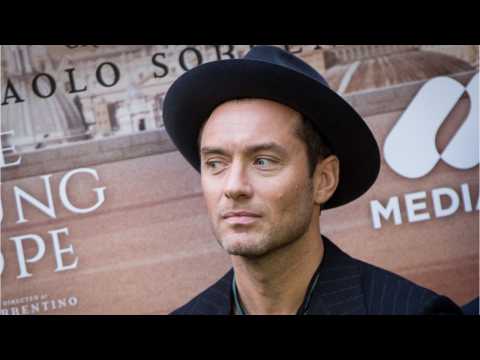 VIDEO : Jude Law Talks Young Pope Character Comparisons To Trump