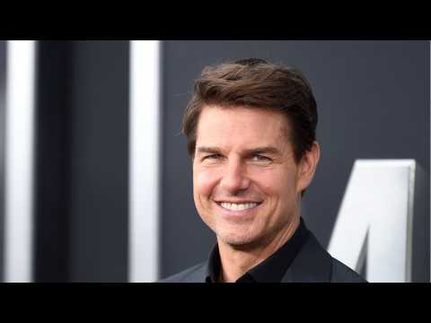 VIDEO : Tom Cruise Teases More Top Gun Details
