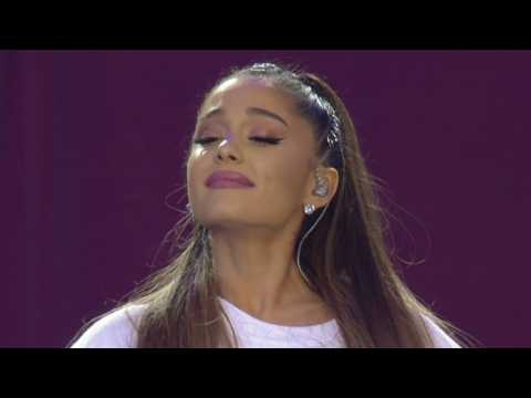VIDEO : Ariana Grande Honors 'Angels' as Tour Resumes