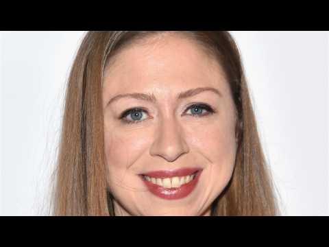 VIDEO : Chelsea Clinton Bashed For Shoe Choice