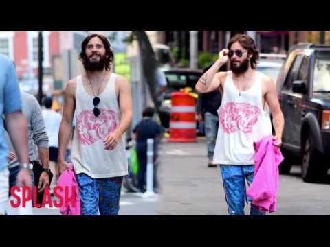 VIDEO : Jared Leto Steps Out Looking Like This in New York City