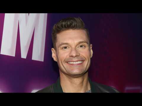 VIDEO : Ryan Seacrest Says Yes To Idol