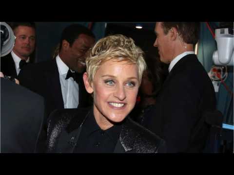 VIDEO : Ellen Degeneres Celebrates With An Emmy