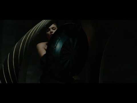 VIDEO : Sneak Peek For Wonder Woman To Air During Gotham