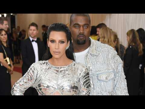 VIDEO : Kim K Will Attend Met Gala without Kanye