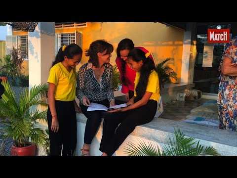 VIDEO : Cambodge. Toutes scolarises grce  Tina Kieffer