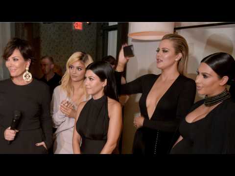 VIDEO : Kardashians Celebrate Anniversary