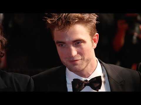 VIDEO : CANNES 2017 : Robert Pattinson sur le Red Carpet, Loana sur le Techniboat