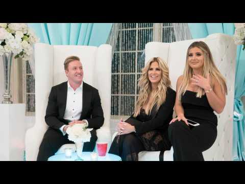VIDEO : Kim Zolciak, Kroy Biermann and Brielle All Get Tattoos