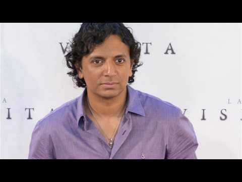 VIDEO : M. Night Shyamalan's Glass Writing Update