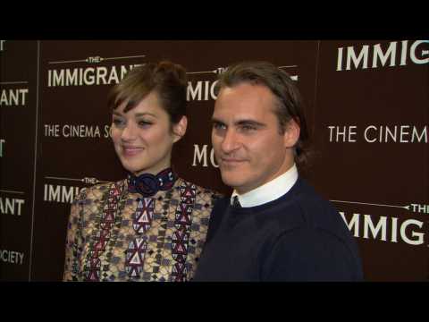 VIDEO : Joaquin Phoenix and Rooney Mara seem to confirm relationship rumours