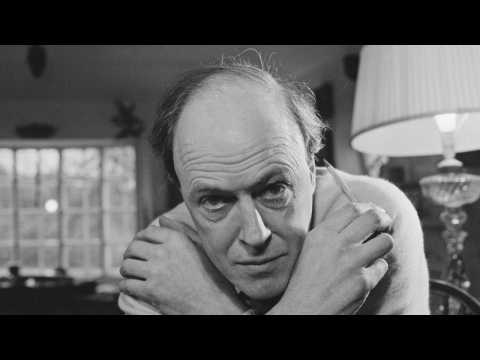 VIDEO : 'Downton Abbey' Star to Portray Roald Dahl in Biopic