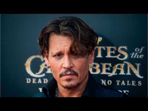 VIDEO : Johnny Depp Shares Advice For Younger Self