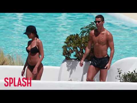 VIDEO : Cristiano Ronaldo Jets Off to Ibiza For the Weekend With Girlfriend